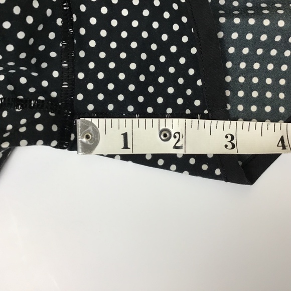 Lululemon Black Polka Dot Speed Up Shorts 2.5” - Picture 10 of 11